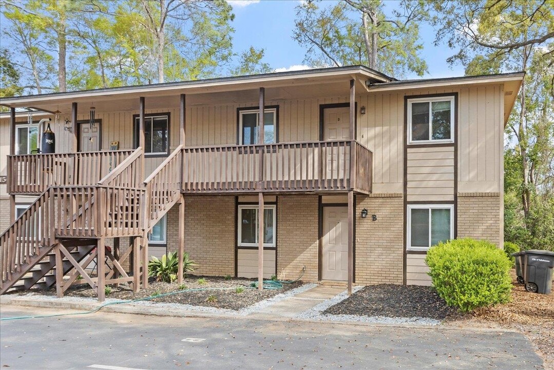 2150 Corinne St in Tallahassee, FL - Foto de edificio