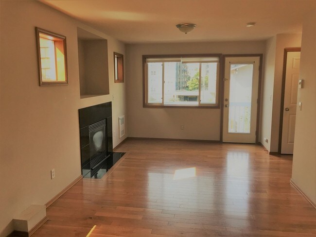 12723 35th Ave NE in Seattle, WA - Building Photo - Building Photo