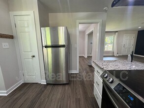 3240 Pyrite Cir SW in Atlanta, GA - Building Photo - Building Photo