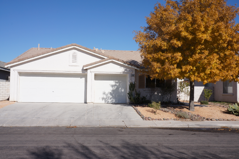 2412 Weeping Rock Ave in North Las Vegas, NV - Building Photo