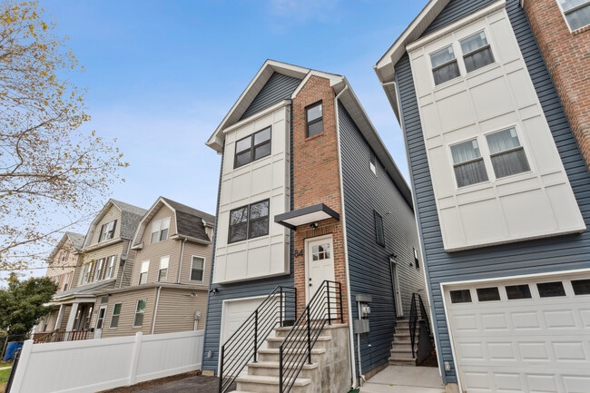 property at 84 Hollywood Ave