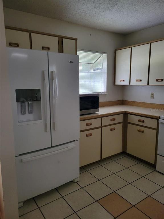 property at 628 Newburyport Ave