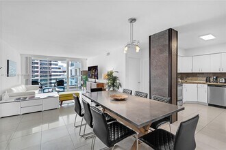 5161 Collins Ave, Unit 1101 in Miami Beach, FL - Building Photo - Building Photo