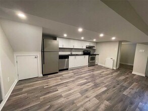 449 Concord Ave in Toronto, ON - Building Photo - Building Photo