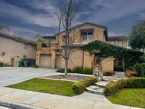 34712 Chinaberry St in Winchester, CA - Building Photo - Building Photo