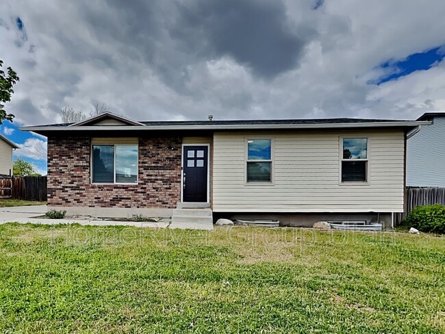property at 5394 Cadenza Dr