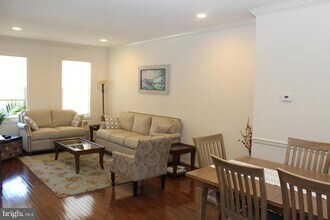 42181 Castle Ridge Square in Ashburn, VA - Building Photo - Building Photo