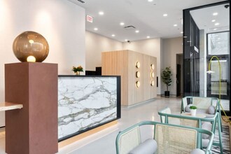 1125 Tilden St in Chicago, IL - Building Photo - Building Photo