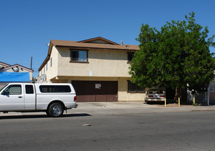 4030 Highland Ave in San Diego, CA - Building Photo - Building Photo