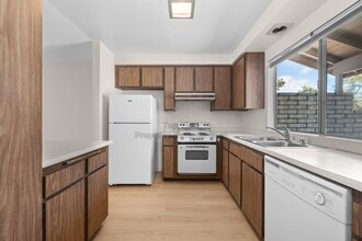 3625 Vista Oceana in Oceanside, CA - Building Photo - Building Photo