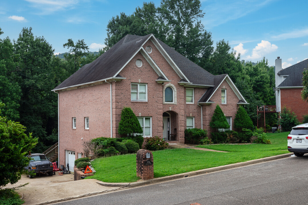 Steeplechase in Pinson, AL - Building Photo