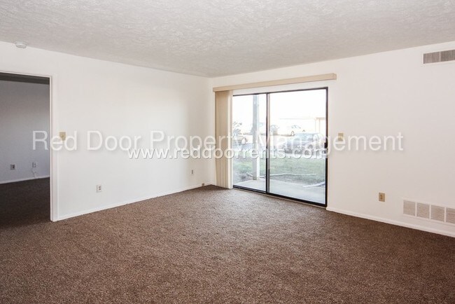 4381 Village Pkwy Cir W-Unit -3 in Indianapolis, IN - Building Photo - Building Photo