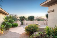 11416 E Autumn Sage Dr in Scottsdale, AZ - Foto de edificio - Building Photo