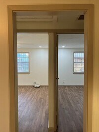 743 Yorkshire St photo'