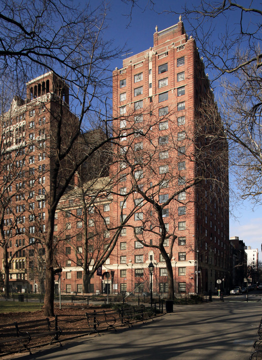 Hayden Hall in New York, NY - Building Photo