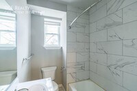 5501 Spring St photo'