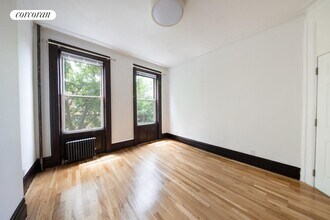 644 Leonard St in Brooklyn, NY - Building Photo - Building Photo