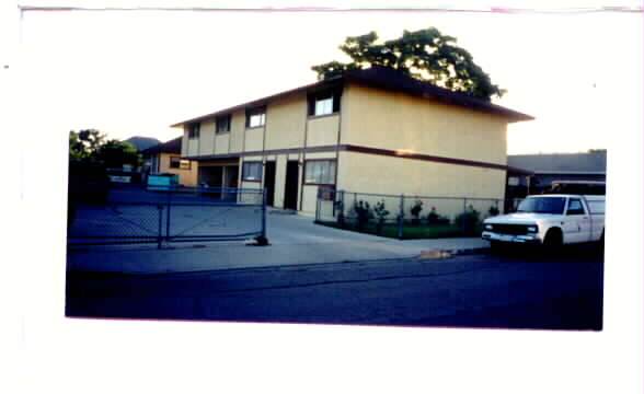 441 Sycamore St in Santa Paula, CA - Building Photo