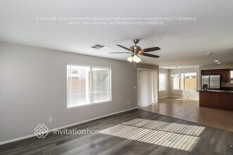 7261 W Glenn Dr in Glendale, AZ - Building Photo - Building Photo