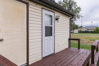398 1/2 2nd St in Franklin, IN - Building Photo - Building Photo