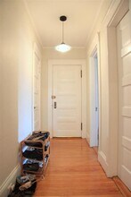 7 Centre St, Unit 33 in Cambridge, MA - Building Photo - Building Photo