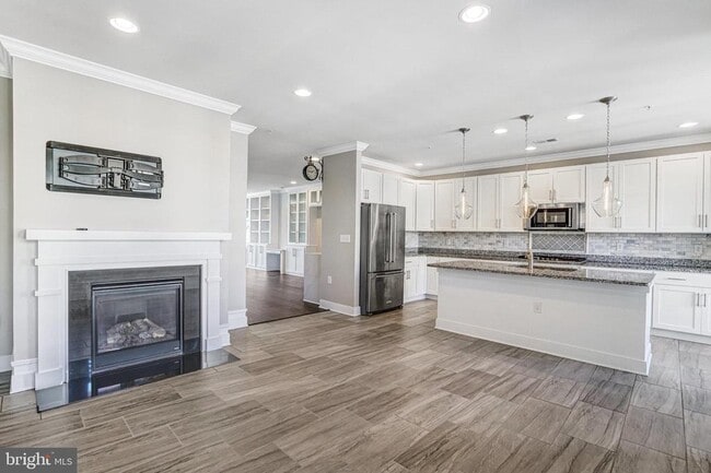 property at 621 Bluemont Ave