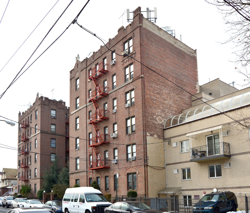 2134 Homecrest Ave in Brooklyn, NY - Building Photo