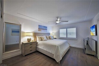 9517 Gulf Shore Dr in Naples, FL - Building Photo - Building Photo