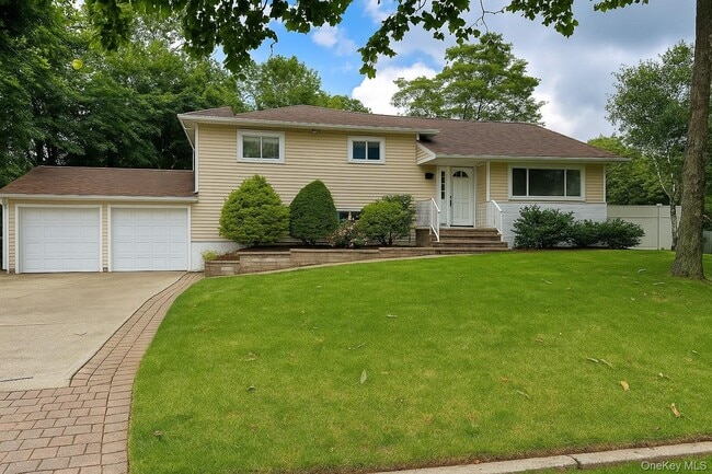 property at 23 Duncan Ln