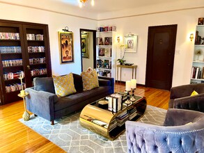 415 N Sycamore Ave in Los Angeles, CA - Foto de edificio - Building Photo