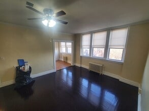 415 County St, Unit 412 in New Bedford, MA - Building Photo - Building Photo