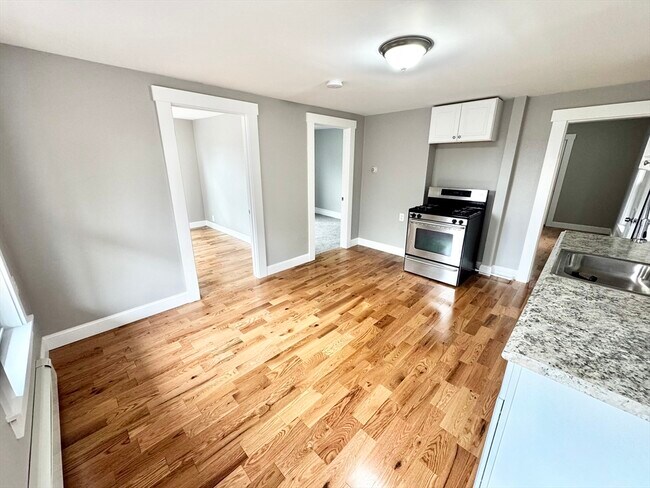 25 Federal St-Unit -2 in Fitchburg, MA - Building Photo - Building Photo