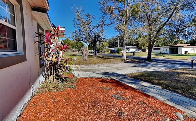 142 Lynbrook Dr in Orlando, FL - Building Photo - Building Photo