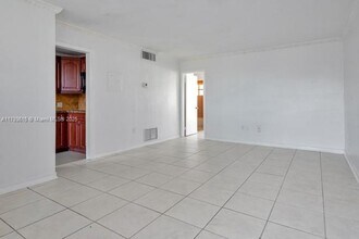 1515 NE 125th Terrace in North Miami, FL - Building Photo - Building Photo