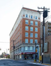 Shields Building in Pittsburgh, PA - Foto de edificio - Building Photo