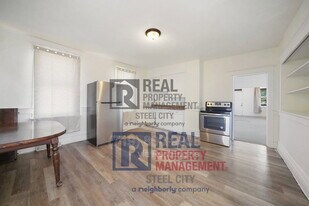 300 Clark St in Pueblo, CO - Building Photo