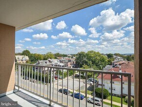449 Hamilton St, Unit 508 in Norristown, PA - Building Photo - Building Photo