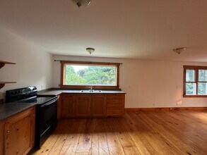 17 Central St in Randolph, VT - Building Photo - Building Photo