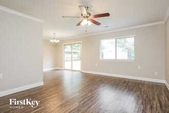 304 Pembrook St in Ladson, SC - Foto de edificio - Building Photo