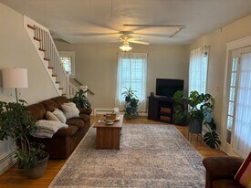 30 N 2nd St in Emmaus, PA - Building Photo