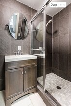 534 E 14th St in New York, NY - Foto de edificio - Building Photo