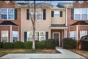 1753 Fielding Way in Hampton, GA - Building Photo