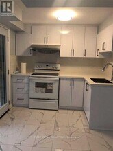 96 Fieldwood Dr in Toronto, ON - Building Photo - Building Photo