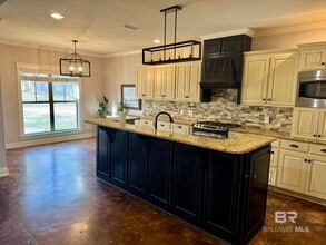 6991 Carson Ln in Spanish Fort, AL - Building Photo - Building Photo