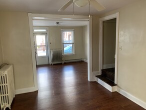 143 N Potomac St, Unit 143 in Waynesboro, PA - Building Photo - Building Photo