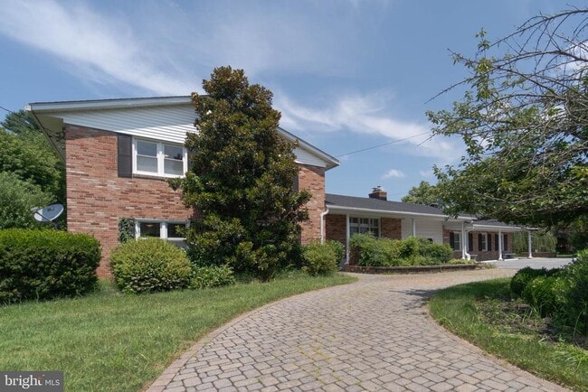 property at 610 Valley Brook Dr