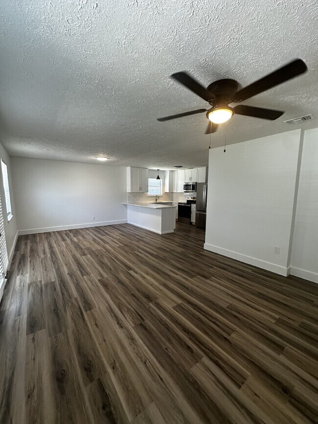 615 Gardenia St in Panama City Beach, FL - Building Photo - Building Photo