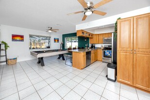 4008 Kimpton Pl in Largo, FL - Building Photo - Building Photo