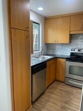 1717 150th Ave SE in Bellevue, WA - Building Photo - Building Photo