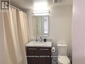 11 St Joseph St in Toronto, ON - Building Photo - Building Photo